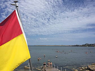Scorchio: It's beach o'...